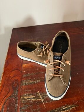 Sperry Top-Sider Crest Vibe Brown Canvas Sneakers with Memory Foam Womens 9
